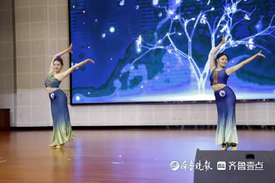 2024年最新现代舞,探索小巷深处的舞蹈秘境，2024年最新现代舞的魅力