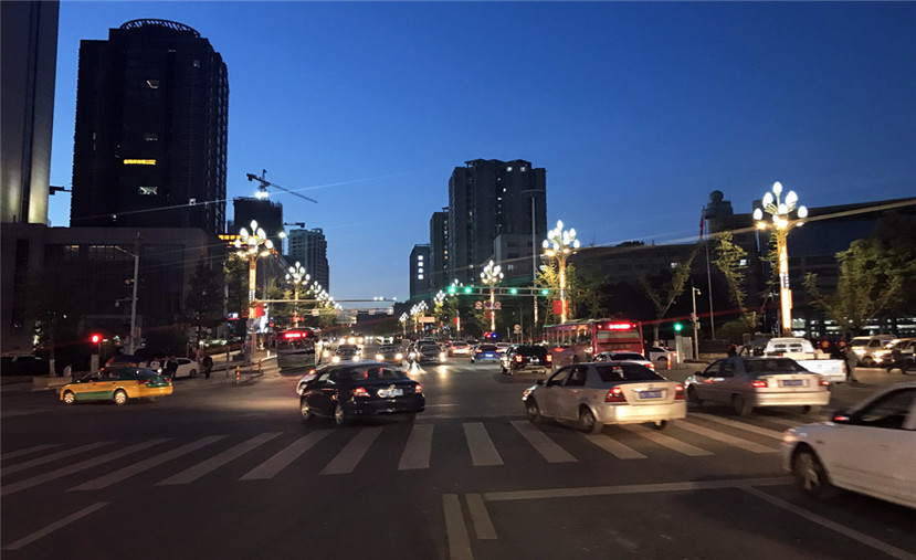 毕节最新城市繁华图片展示