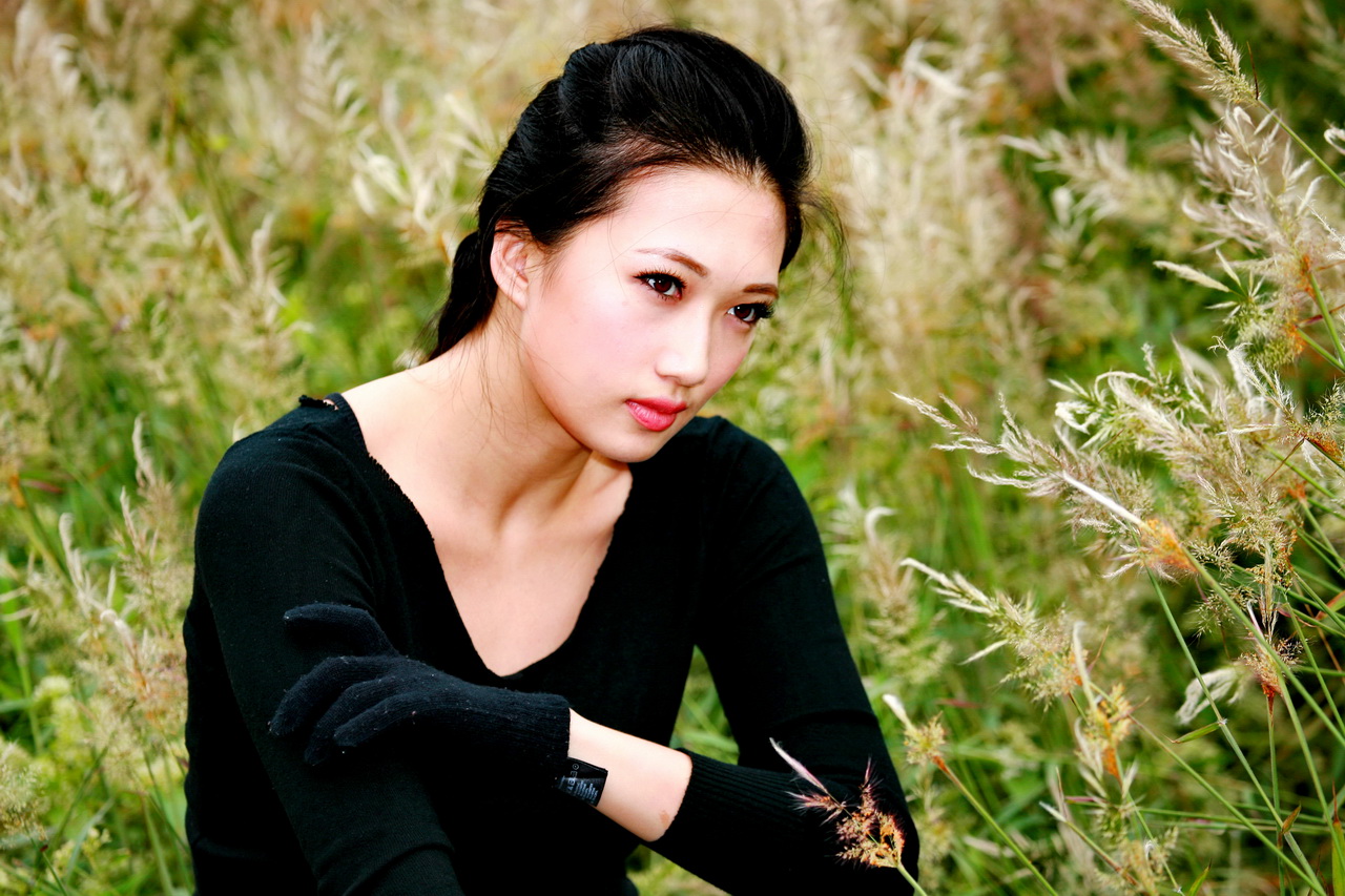 美女保镖陈楠最新章节,美女保镖陈楠最新章节，一种现代都市的英雄形象之探讨