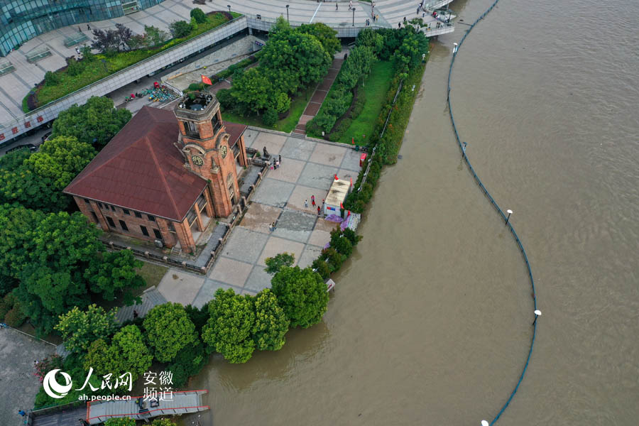 芜湖汛情更新，小巷风情与汛情同步报道