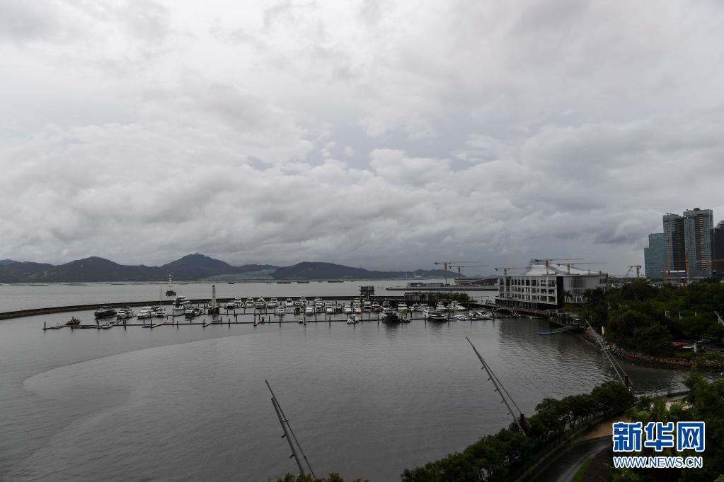 最新台风浪卡对深圳,最新台风浪卡来袭，深圳之旅，拥抱自然，寻找内心的宁静