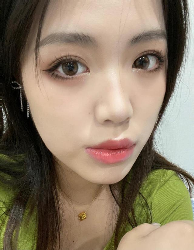 浙江化妆比赛,浙江化妆比赛，从妆容变化中找寻自信与成就，一场美丽蜕变的励志之旅