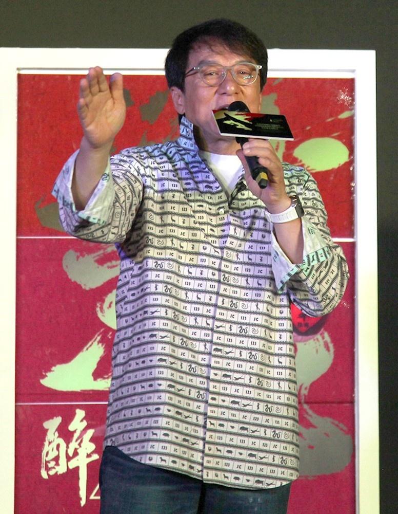 成龙最新电影，自然之旅的心灵探索，寻找内心的宁静与平和
