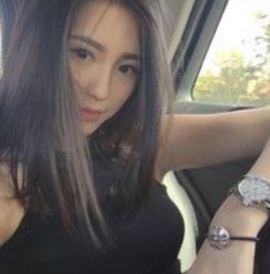 最新露胸女生头像，夏日甜蜜日常的时尚风采