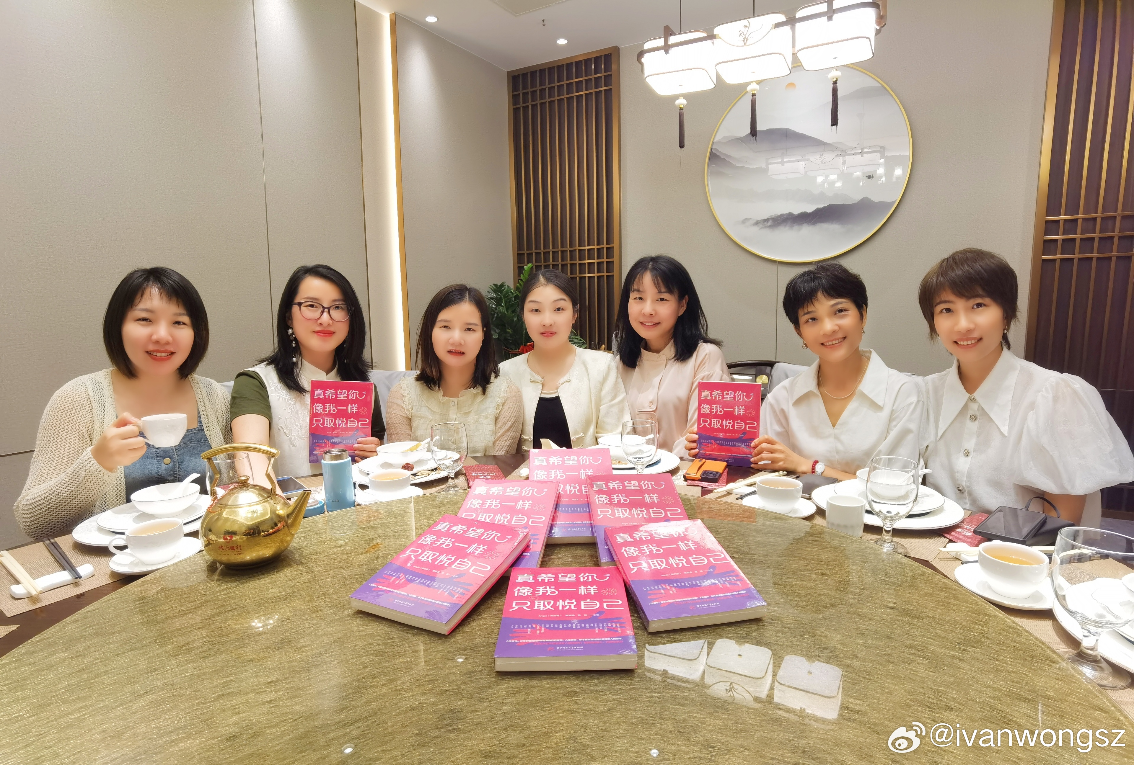 霞洛资讯深度解析，观点与影响探讨