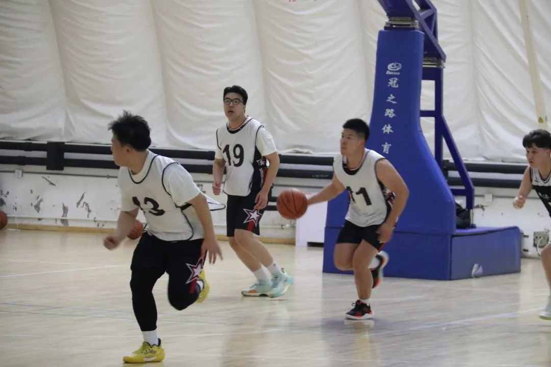 uba篮球比赛,探寻小巷中的篮球盛宴，一场关于UBA篮球比赛的奇妙之旅