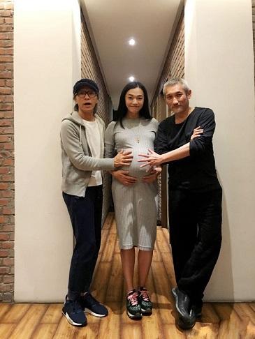 明星怀孕与科技智能护航，开启新生活新篇章