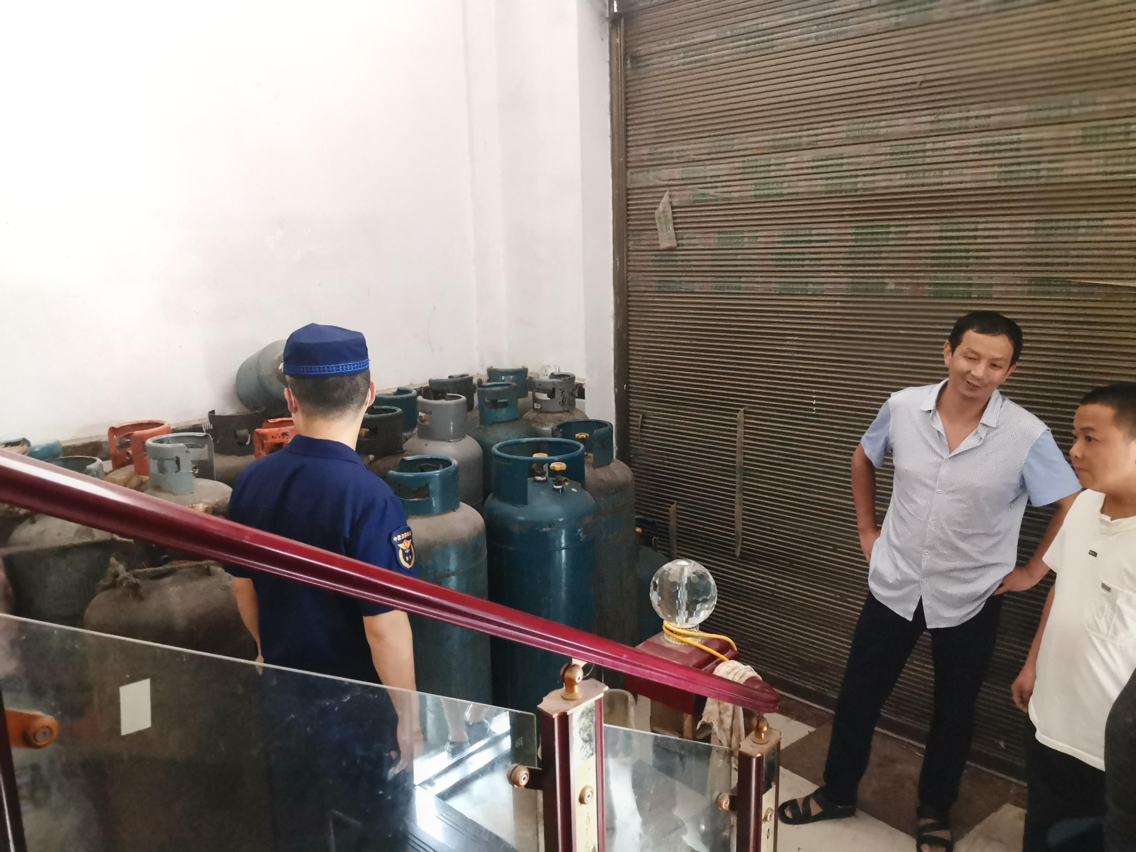蕲春交通事故最新动态，路上的奇遇引发情感共鸣