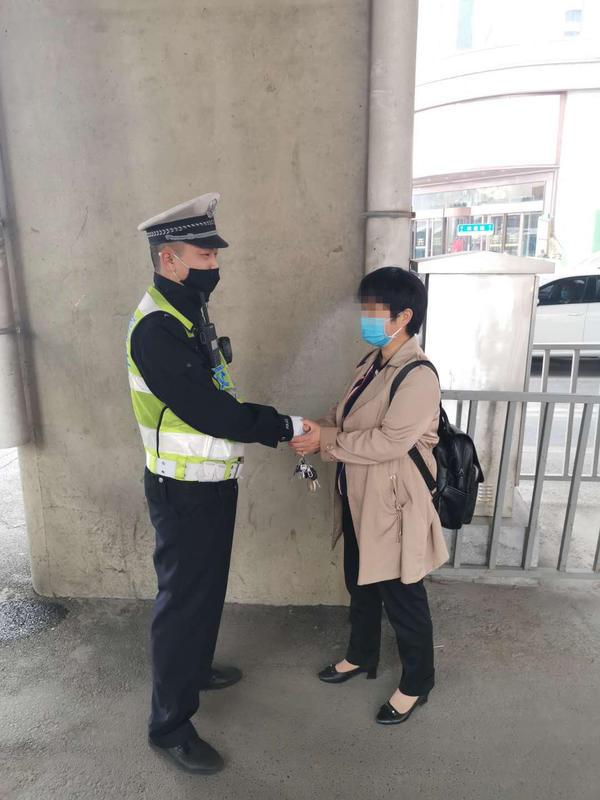 最新小偷女技能指南，学习成为小偷的步骤教程