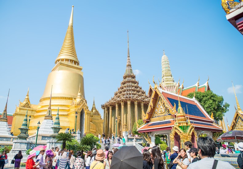 泰国最新治愈，时代之光下的希望之旅