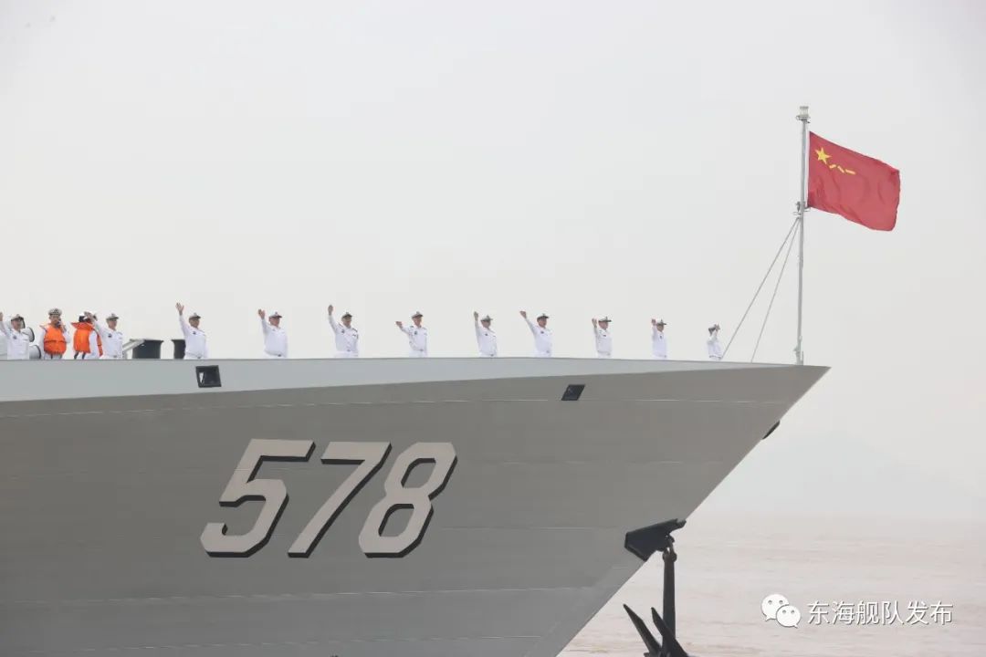南京舰，时代钢铁巨舰新纪元启航