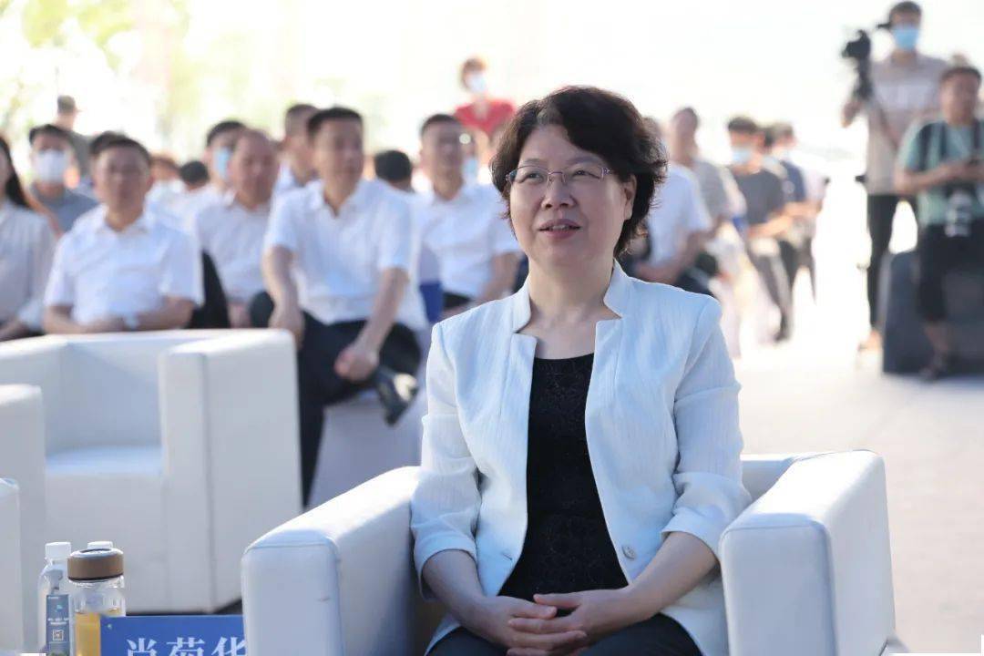 肖菊华为什么开除党籍,专业调查具体解析_可靠版88.692