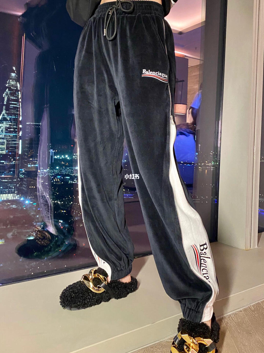 巴黎世家最新款裤子，时尚与品质的完美融合