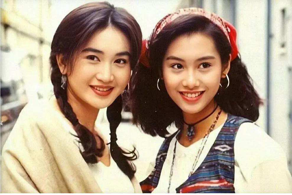 香港老明星女,香港老明星女的自然之旅，寻找内心的宁静与喜悦