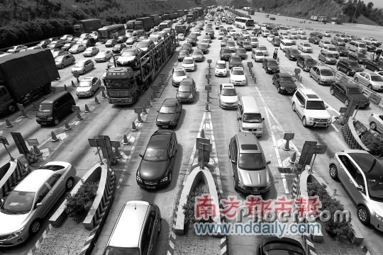 南京珠高速发生最新交通事故