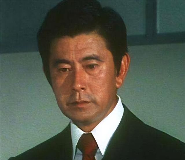 日本演员大岛茂，演技与公众形象的深度探讨